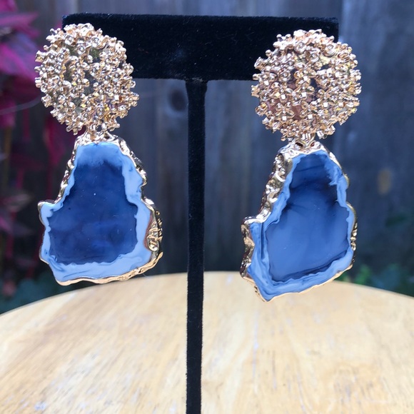 NWT- Blue Agate Slice Gold Statement Earrings Druzy Stud Boho Glam - Picture 2 of 4